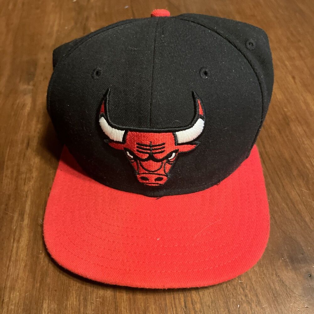 Chicago Bulls Hat New era 9FIFTY Cap Snap Back Men's Black/red NBA Basketball